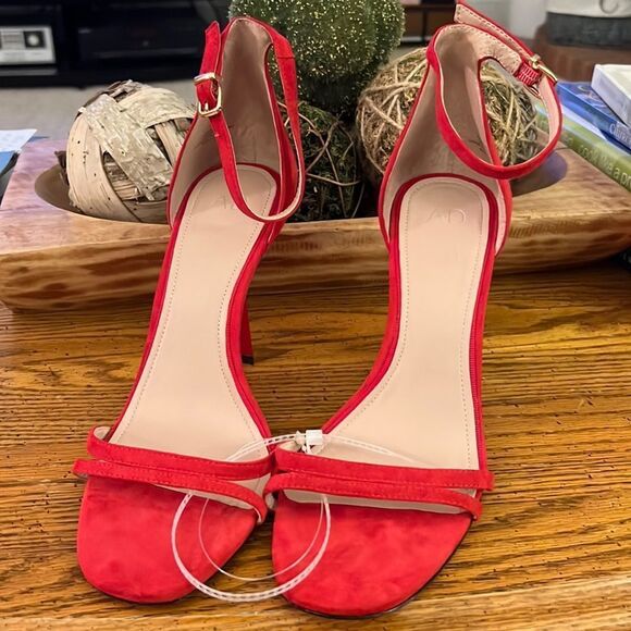AD and Daughters Red Suede Sandals size 9.5, NWT - Picture 1 of 5